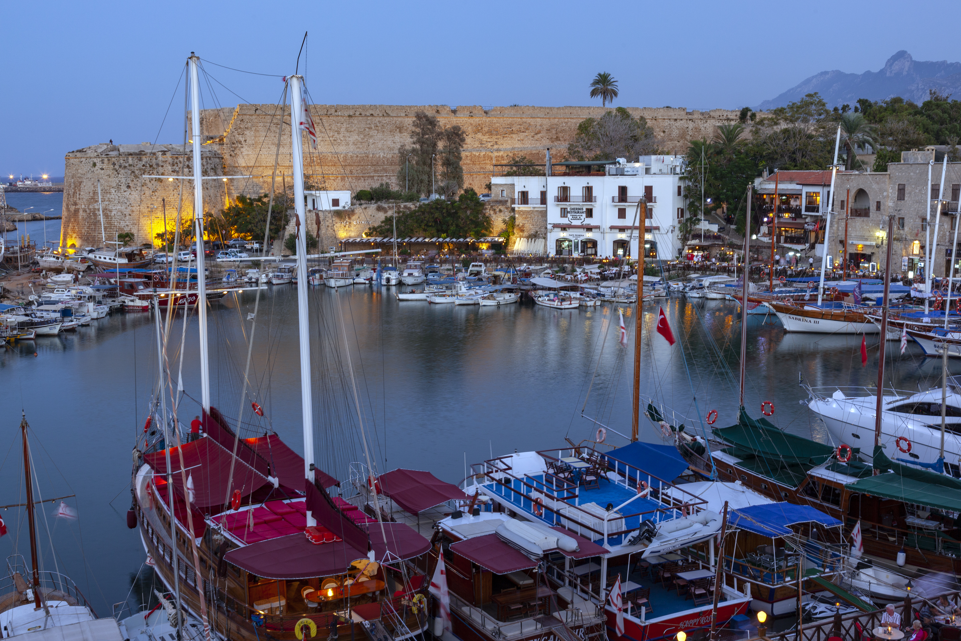 kyrenia-harbor-turkish-cyprus (1)